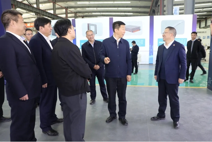 陜西省委常委、延安市委...